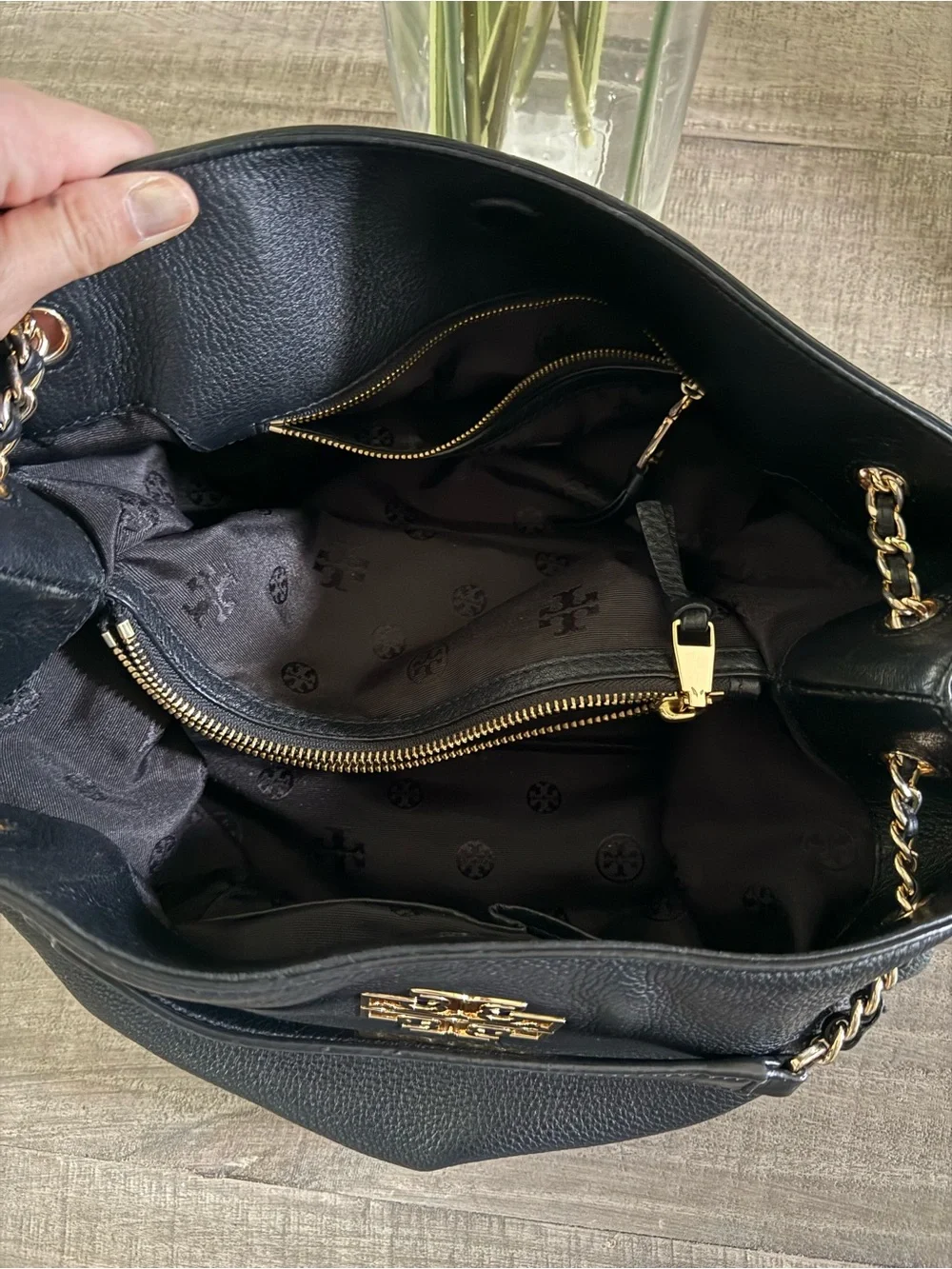 Tory Burch classic tory